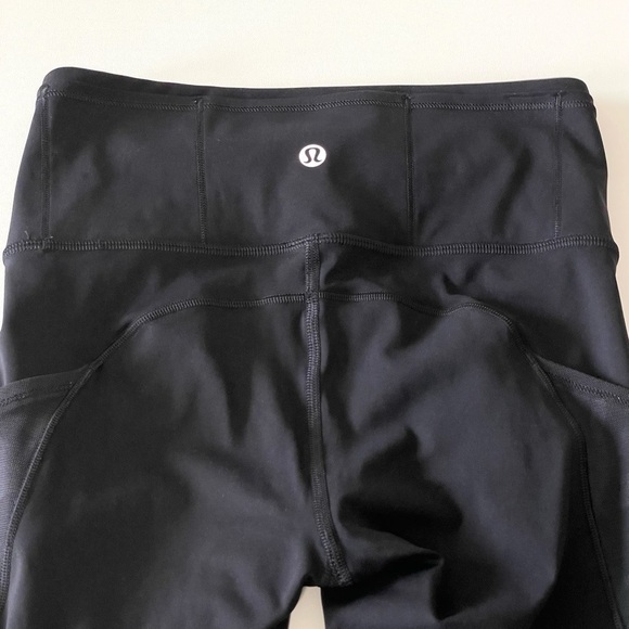 Lululemon Fast and Free Crop 23” Mesh Legging Black Incognito Camo Embossed 2 - Picture 12 of 16